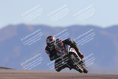 media/Nov-06-2023-Moto Forza (Mon) [[ce023d0744]]/3-Intermediate Group/Session 5 (Turn 9)/
